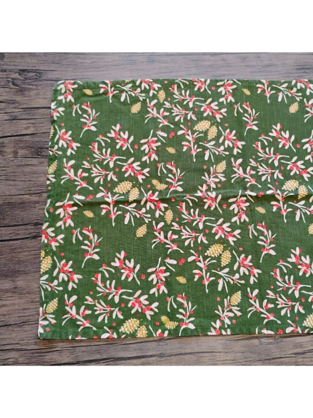 Threshold Holiday Green Cotton Kitchen Tea Towel, Red Berry Pinecone Print 27x18 - Picture 8 of 8